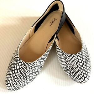 Balkier Women's Monochrome Patterned Flats​